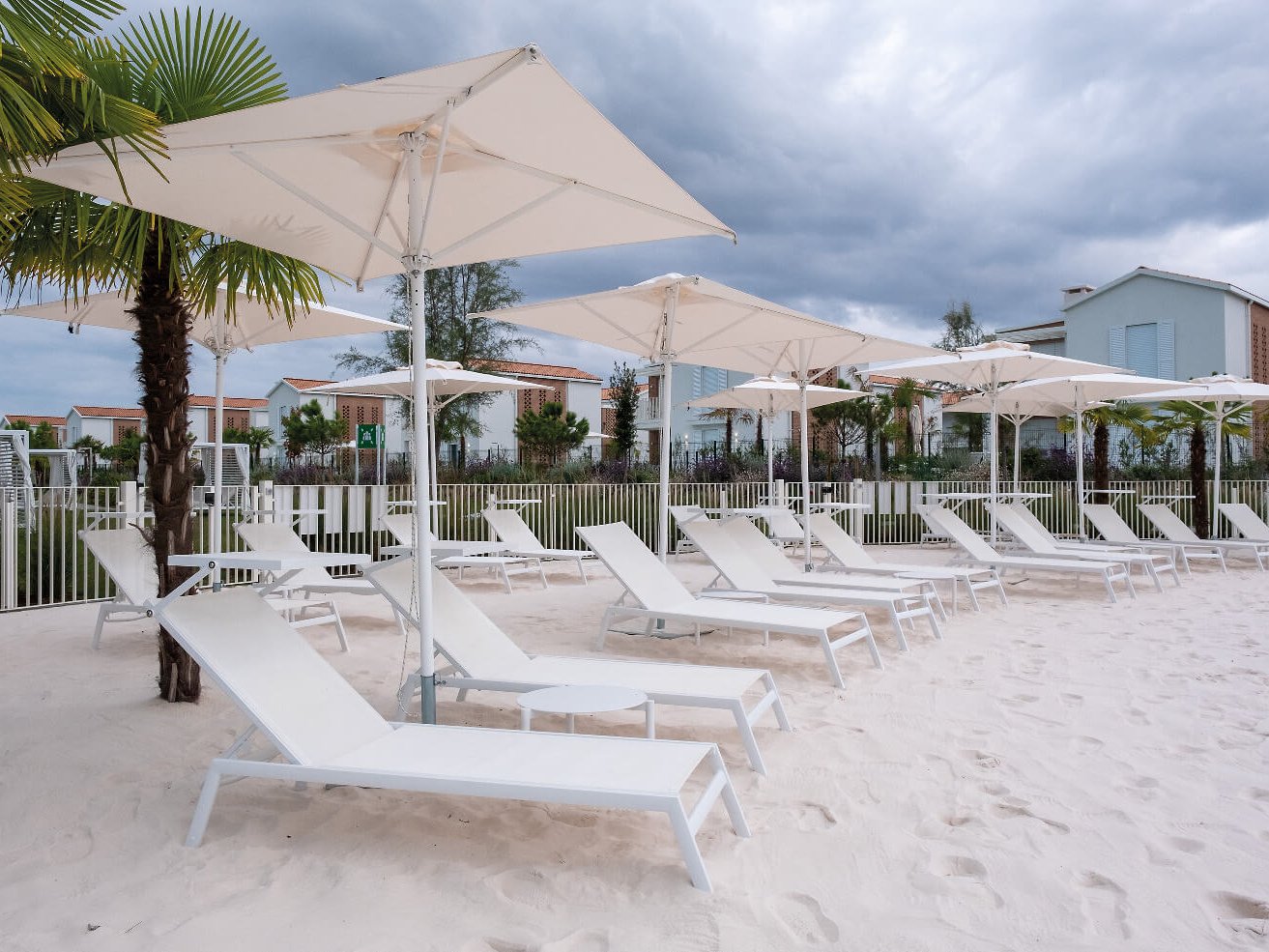 Зонт профессиональный 3х3 м Rimini Standard слоновая кость 1