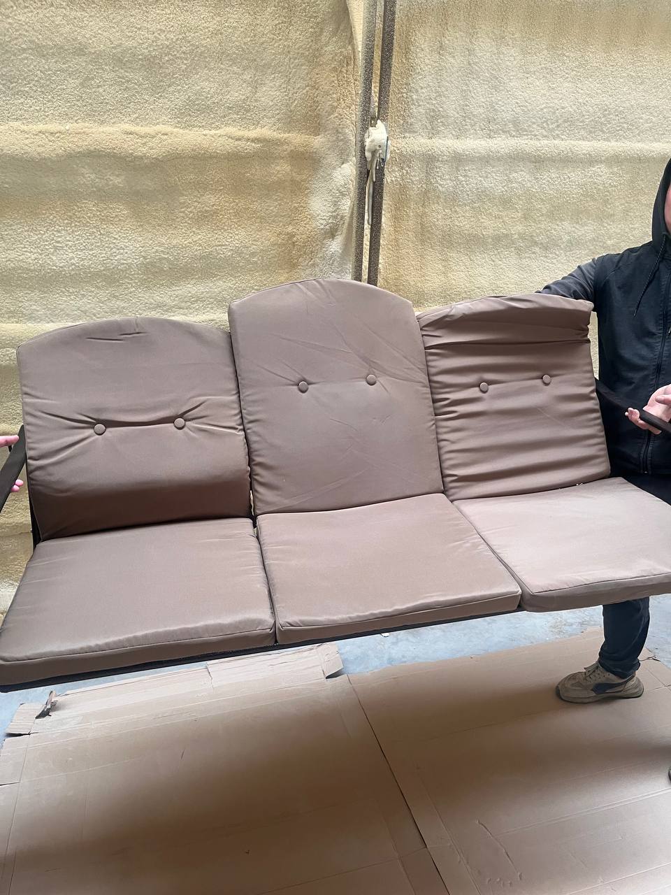 ЛОТ №464 - Сиденье от садовых качелей Gloria трехместные 2