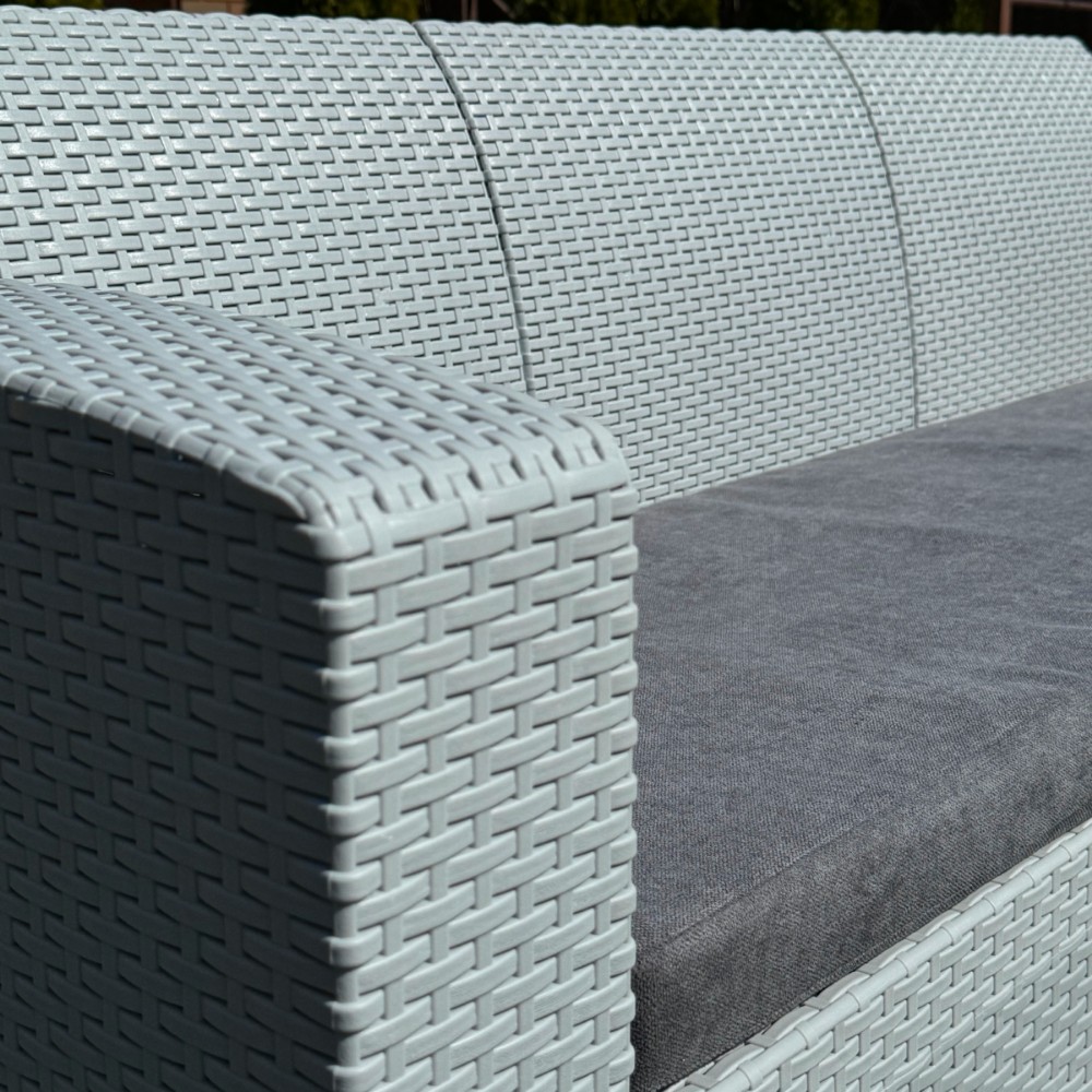 Трехместный диван Royal Family LANA LUX цвет светло-серый 3