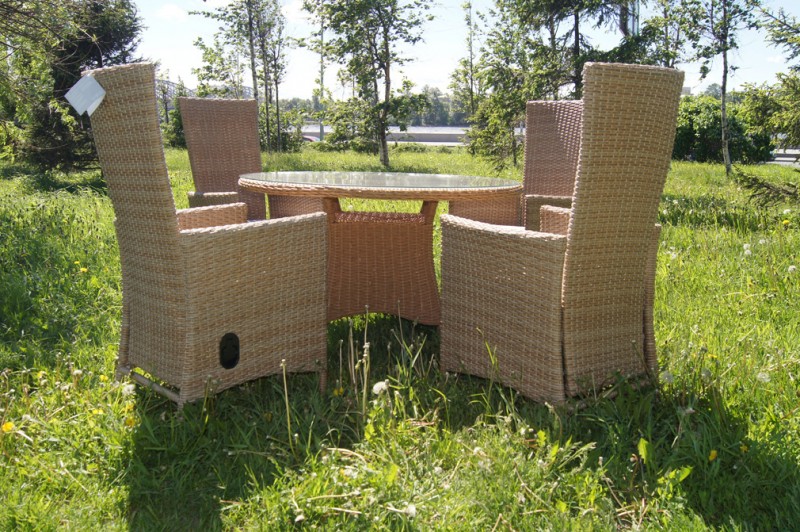 Плетеный стол VAIL B 3