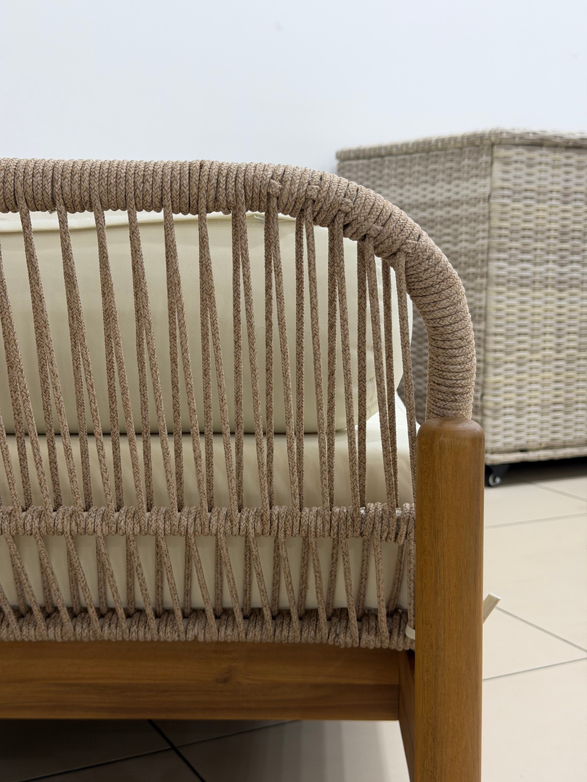 Кушетка ELEONORA 4