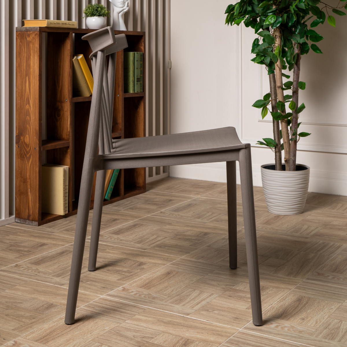 Пластиковый стул RoyalFamily Kai (Кай) капучино 5