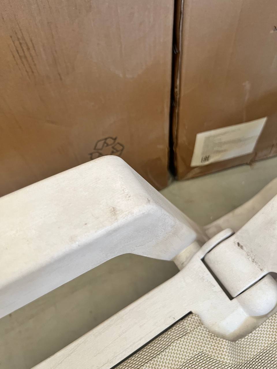 ЛОТ №47 - Шезлонг Mare бежевый 6