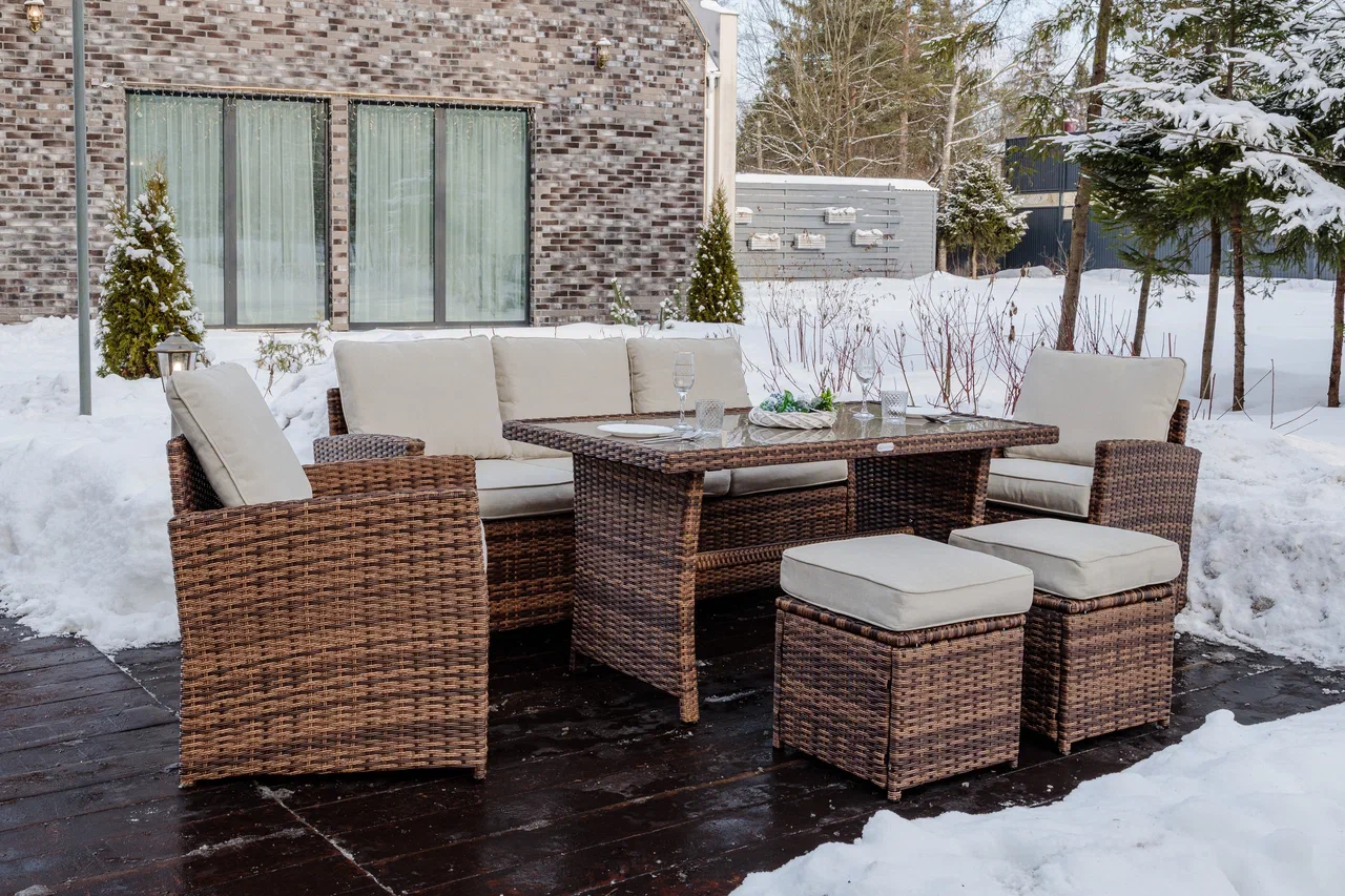 Мебель, которая не боится воды и мороза - миф или реальность? Мебель, которая не боится воды и мороза - миф или реальность?