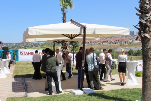 Зонт профессиональный 3.5х3.5 м Banana 2