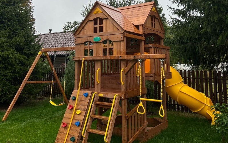 Деревянные детские площадки 