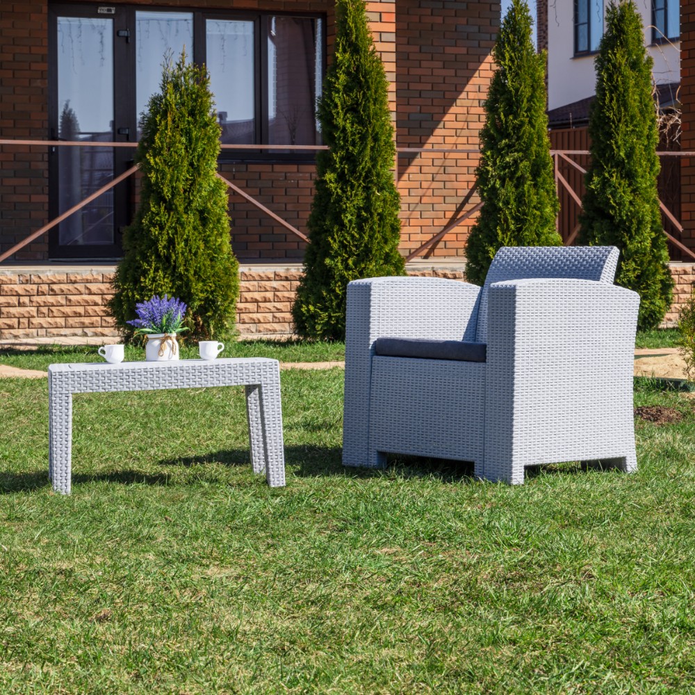 Лаунж зона на 2 персоны Royal Family LANA LUX XS стол и кресла, светло-серый из пластика 5