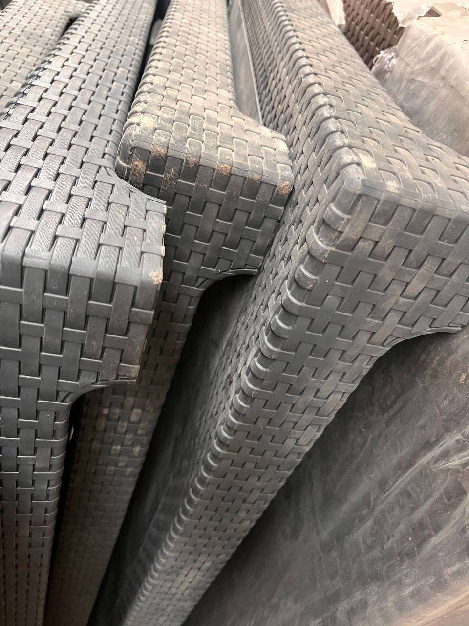 ЛОТ №480 - Стол JULY графит 5