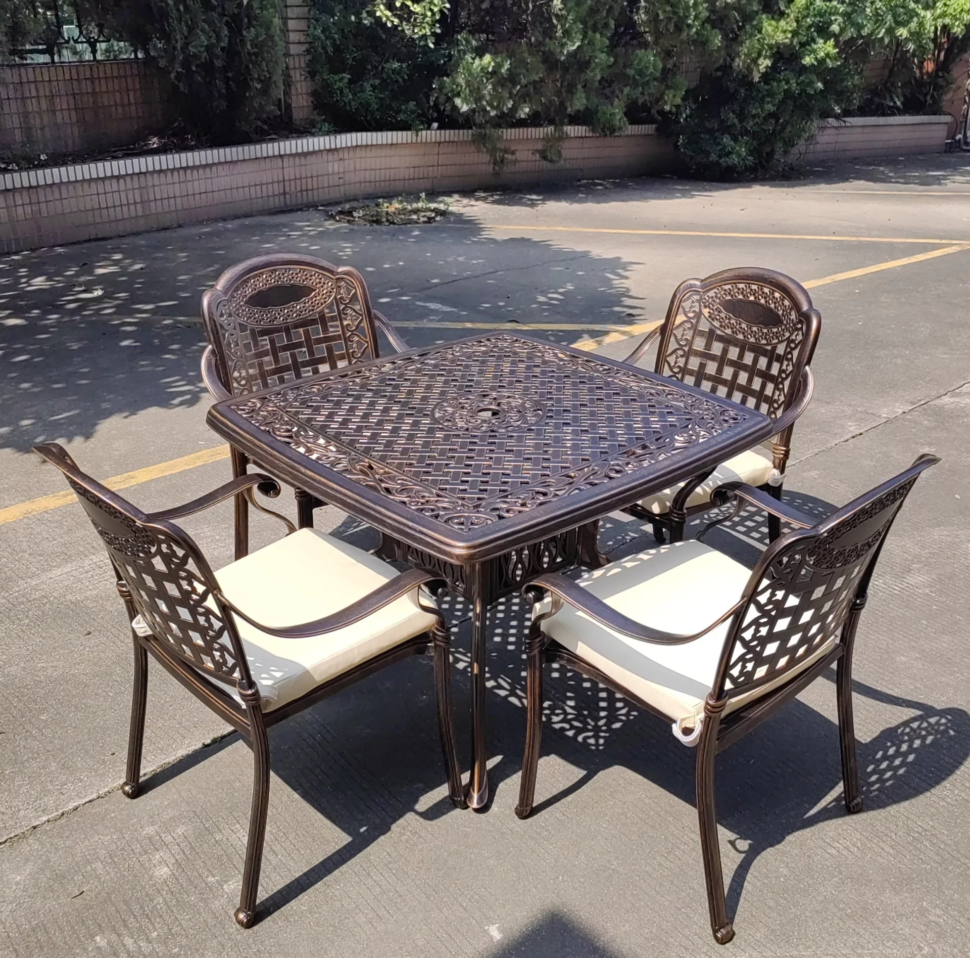 Комплект мебели из литого алюминия Rossi 1