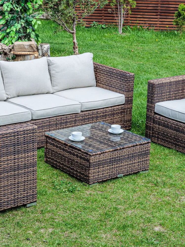 Плетеный столик для сада KARL Royal Family 2