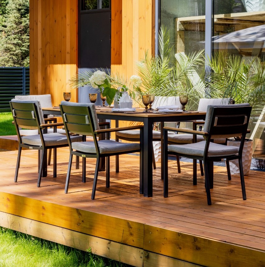 Обеденный комплект Royal Family OSCAR со столешницей из тика 3