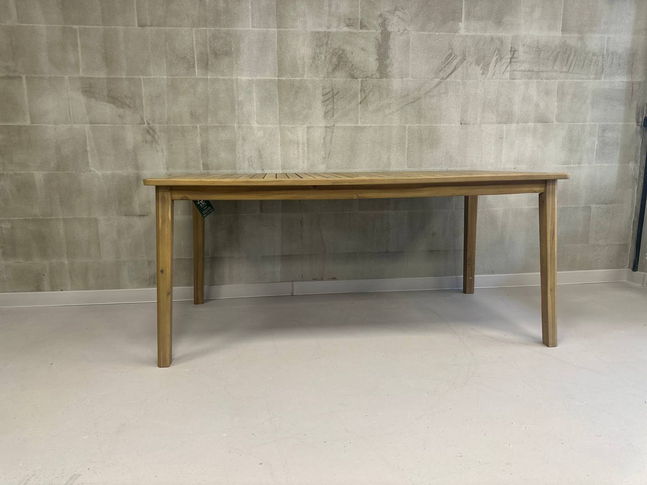 Стол деревянный обеденный Eloise 6