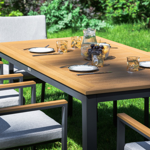Oбеденный стол OSCAR со столешницей из поливуда