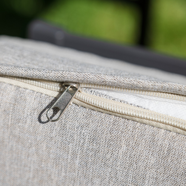 Обеденное кресло OSCAR с подлокотниками из поливуда