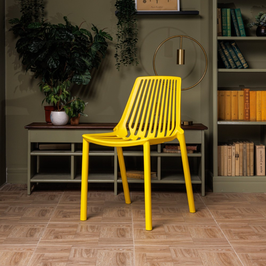 Комплект стол TOM (cерый) + 4 стула NICO (желтый)