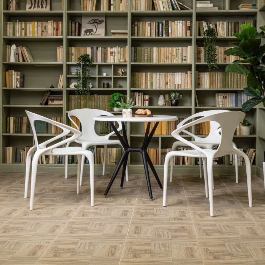 Комплект стол TOM (белый/черный) + 4 стула MAY (белый)