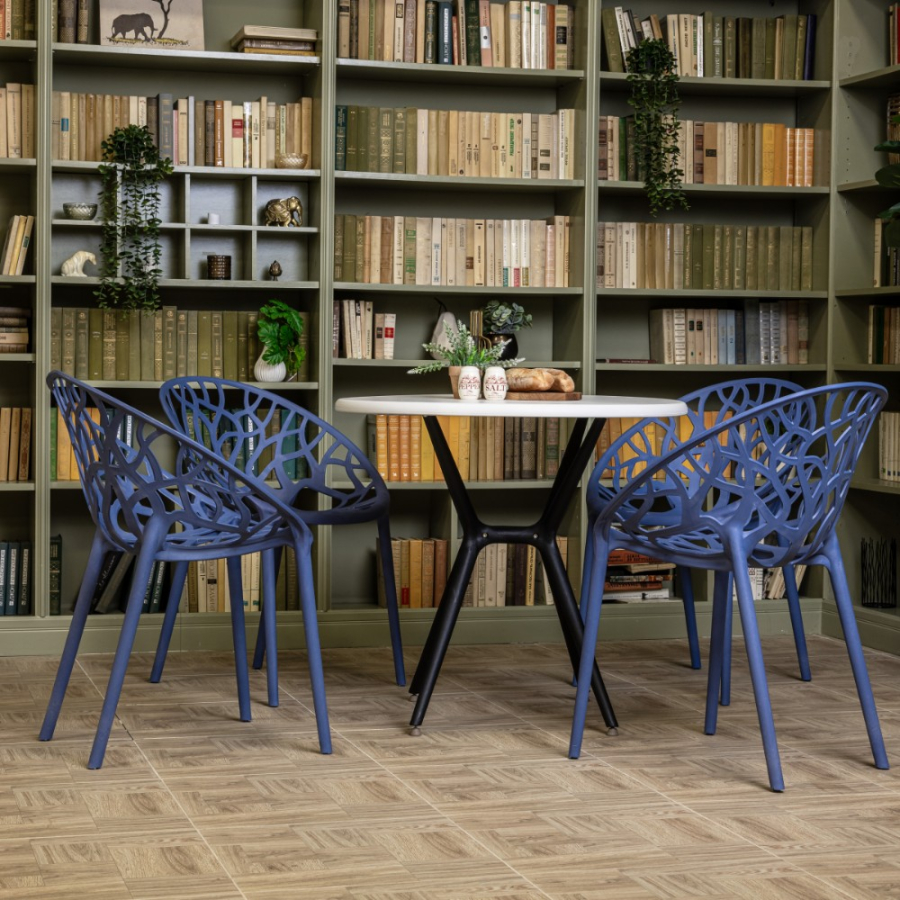 Комплект стол TOM (черно/белый) + 4 стула ARIA (лаванда)