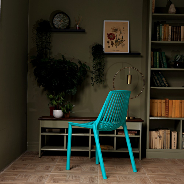 Пластиковый стул RoyalFamily Nico (Нико) тиффани