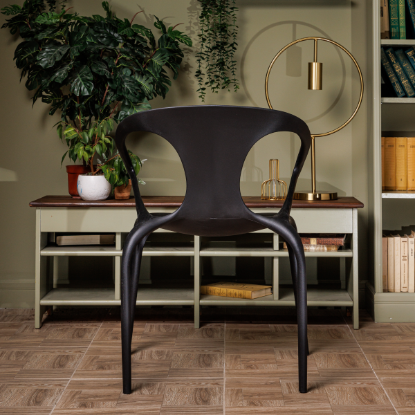 Стул из пластика RoyalFamily May (Мэй) черный