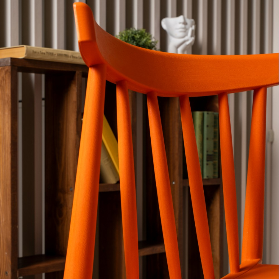 Комплект стол TOM (черный) + 4 стула KAI (оранжевый)