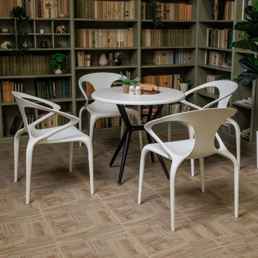 Комплект стол TOM (белый/черный) + 4 стула MAY (белый)