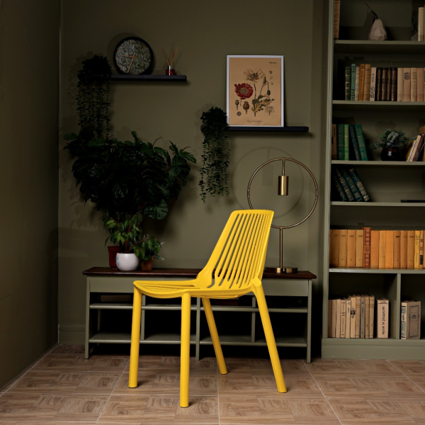 Стул из пластика RoyalFamily Nico (Нико) желтый
