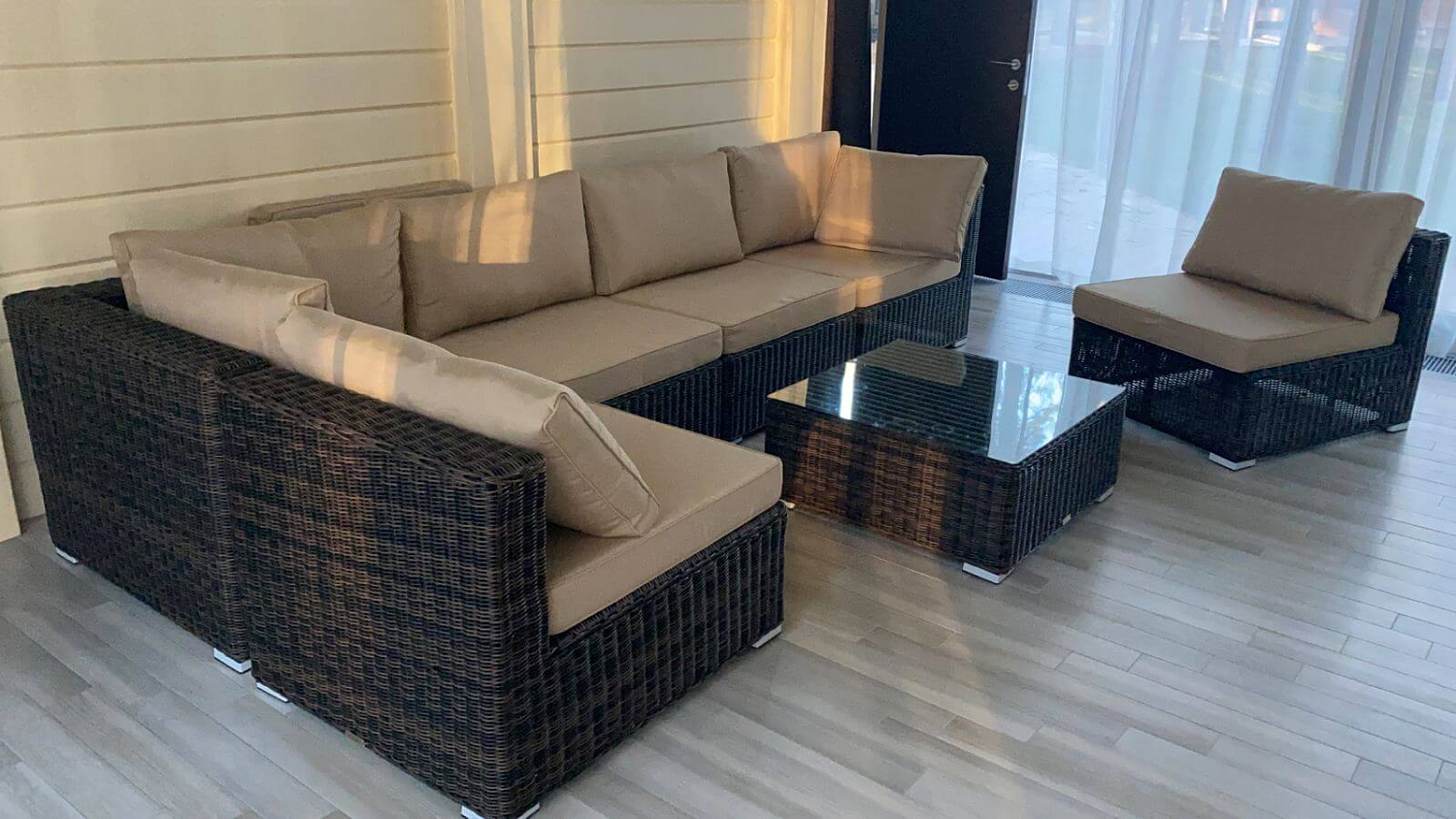 Лаунж зона KARL