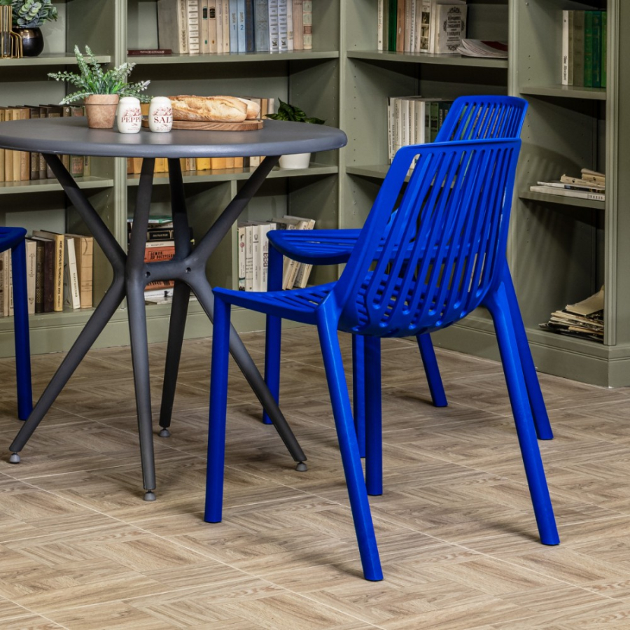 Комплект стол TOM (серый) + 4 стула NICO (синий)