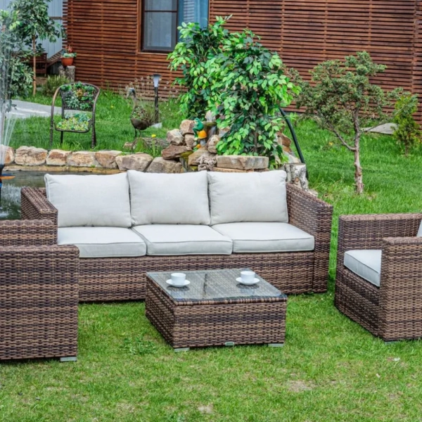 Плетеный столик для сада KARL Royal Family