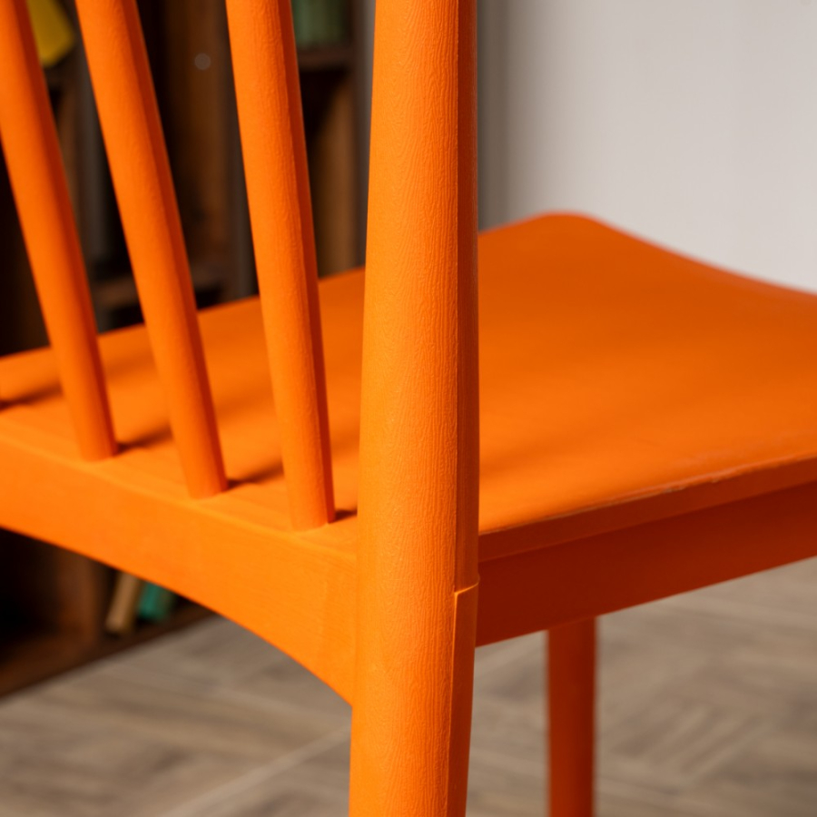 Комплект стол TOM (черный) + 4 стула KAI (оранжевый)