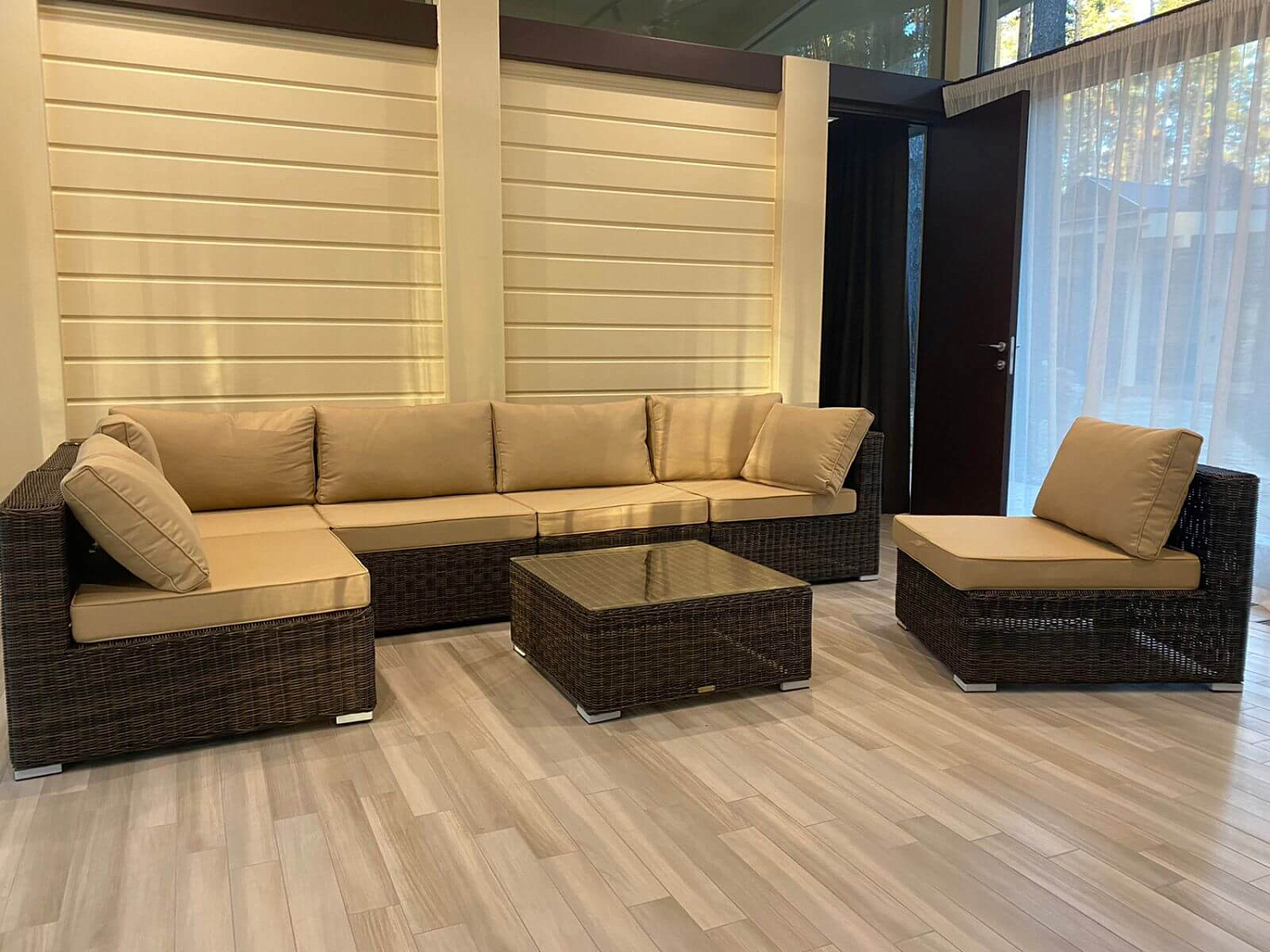 Лаунж зона KARL