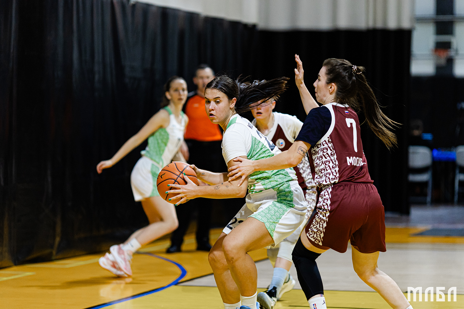 Уверенная победа в стартовом матче регулярного чемпионата