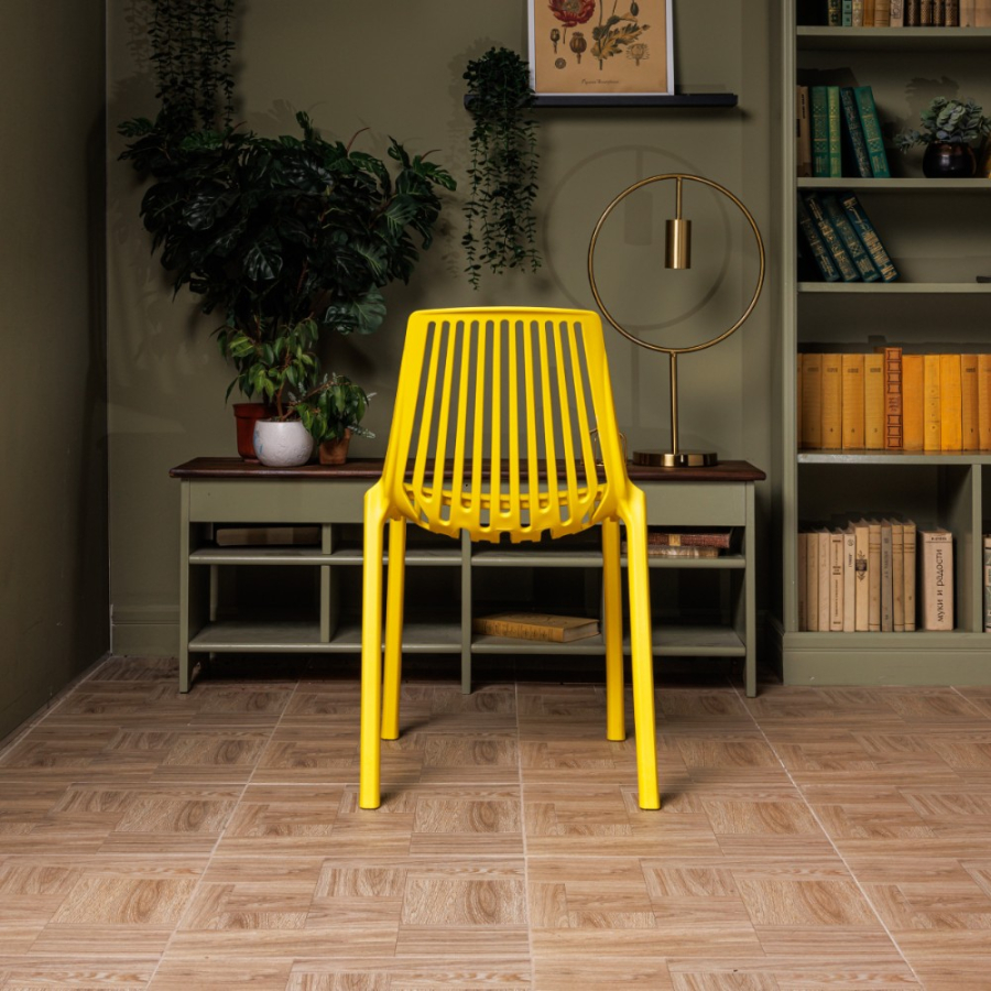 Комплект стол TOM (cерый) + 4 стула NICO (желтый)