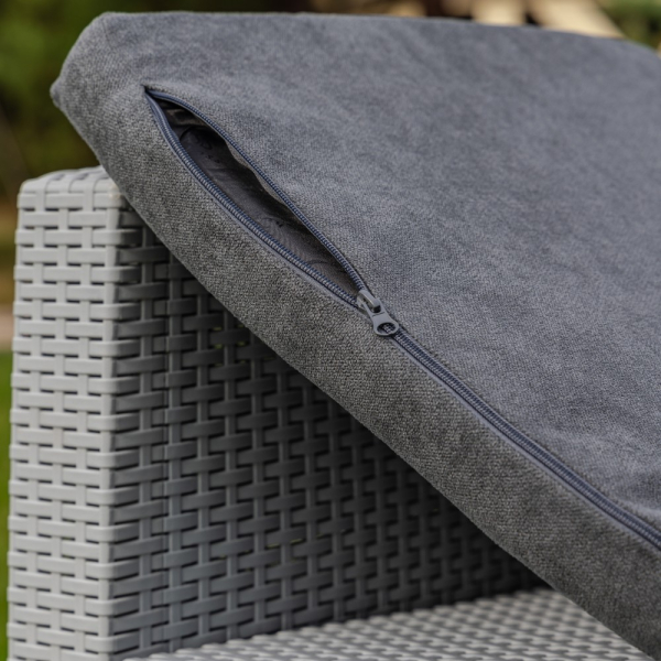 Двухместный диван пластиковый Royal Family LANA светло-серый