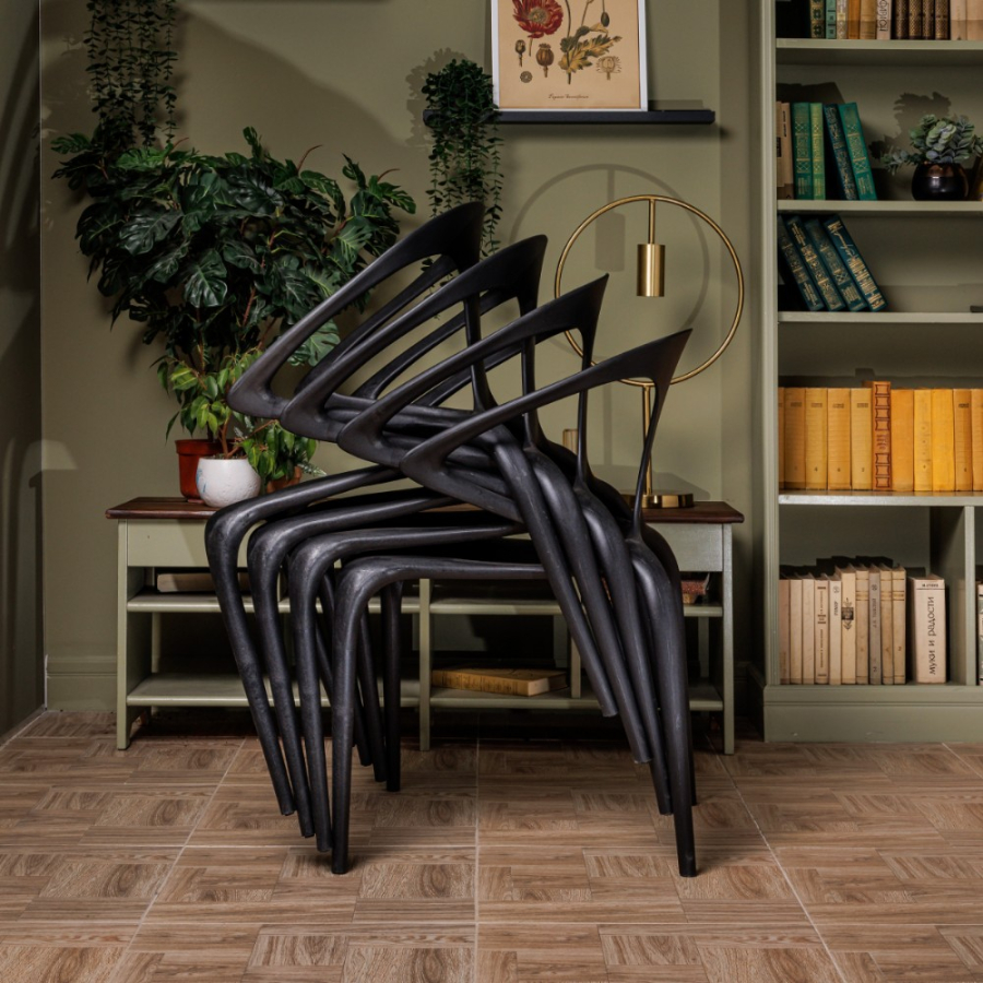 Комплект стол TOM (белый/черный) + 4 стула MAY (черный)