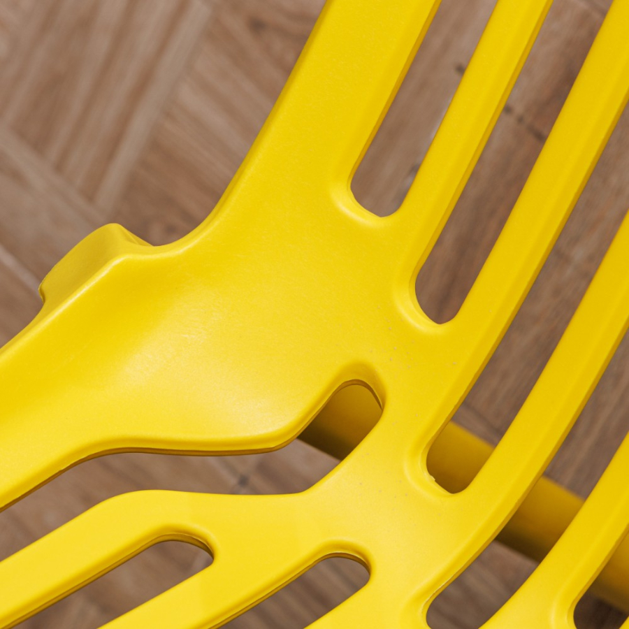 Комплект стол TOM (cерый) + 4 стула NICO (желтый)