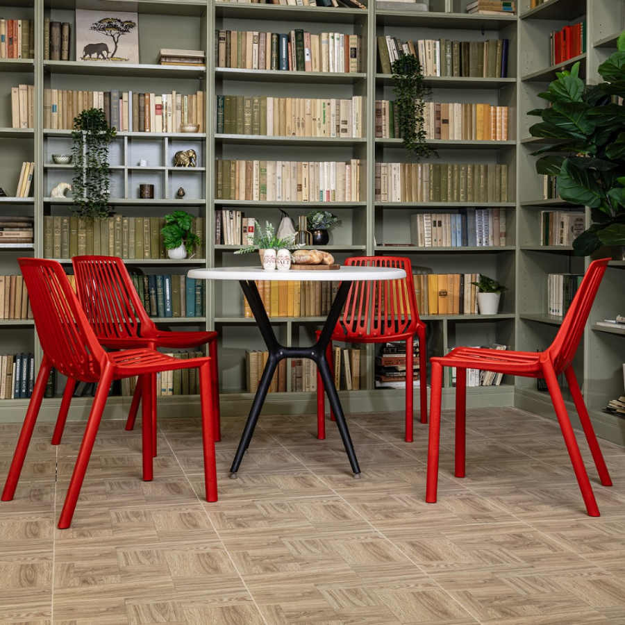 Комплект стол TOM (белый/черный) + 4 стула NICO (красный)